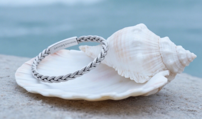 David Yurman cable bracelet summer styling, timeless silver gift for cool girls